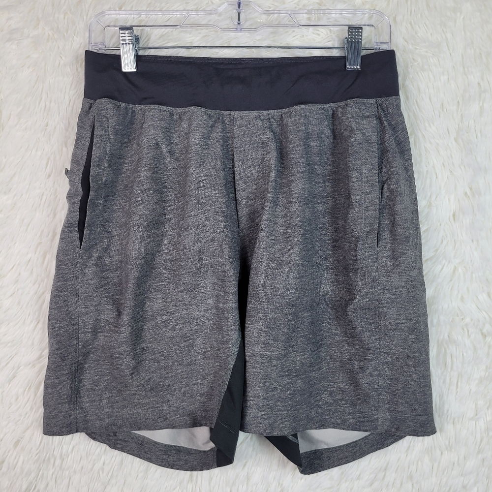 Lululemon Mens S Heather Gray T.H.E Short Linerless‎ 7" Athletic Gym